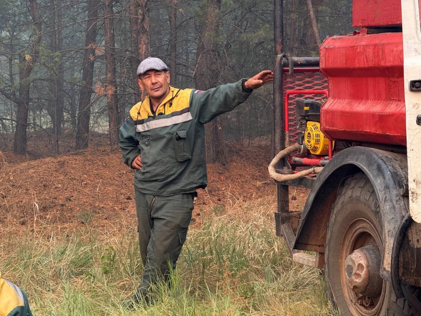 ​Лесной пожар в Атамановке «взят в кольцо» — в планах его локализация