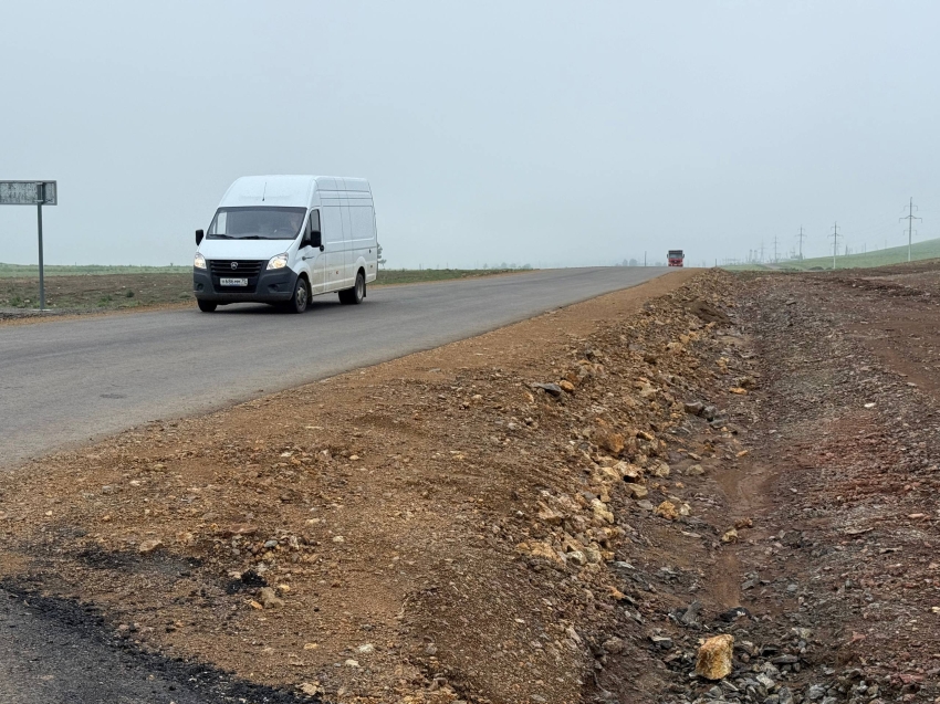 Впервые за 30 лет полностью отремонтировали 33 км дороги Кыра-Мангут