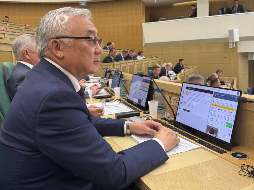 Баир Жамсуев: Наша задача – защитить память о погибших героях и не допустить осквернения их могил 