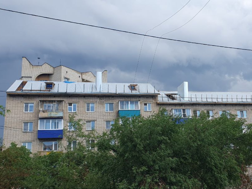 ​Просроченный ремонт крыши на Горького, 38 в Чите подходит к завершению