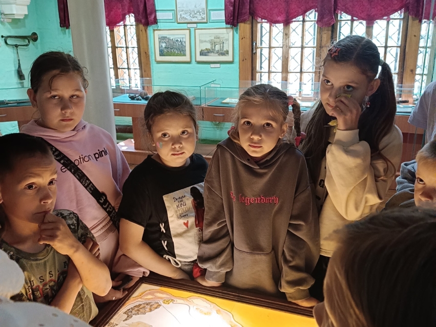 ​Воспитанники читинского соцучреждения познакомились с историей декабристов