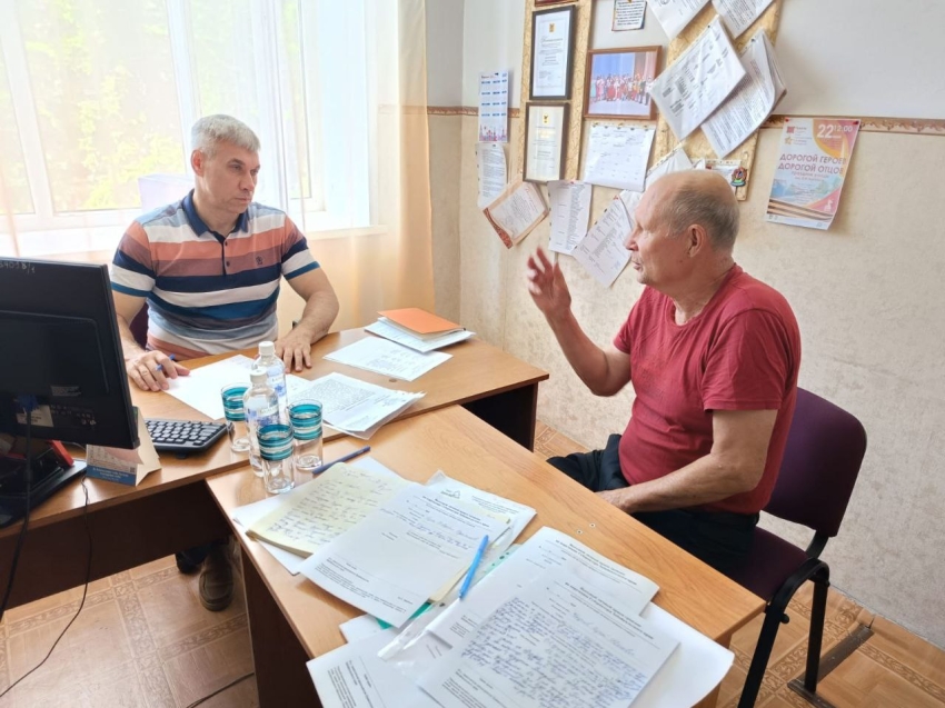 В Забайкальском крае продолжаются выездные приёмы граждан, проводимые заместителями председателя правительства края от имени губернатора