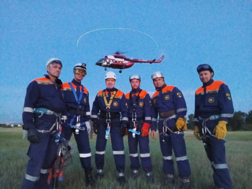 Спасатели Забайкалпожспас освоили беспарашютное десантирование
