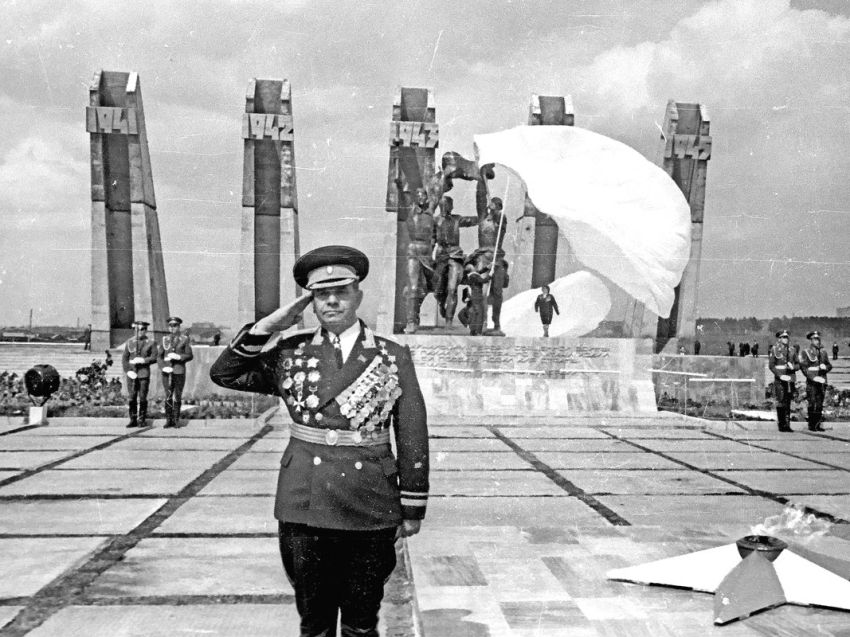 ​#ЗабВО90: Как приумножалась слава Забайкалья при Герое Советского Союза Петре Белике 