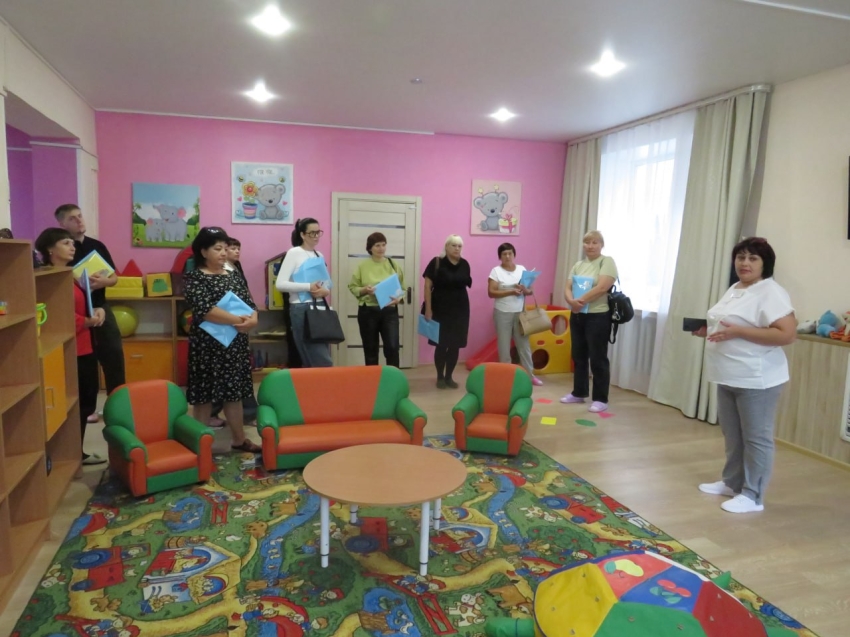 ​В Петровск-Забайкальском детском доме-интернате проходит стажировка по сопровождаемому проживанию 