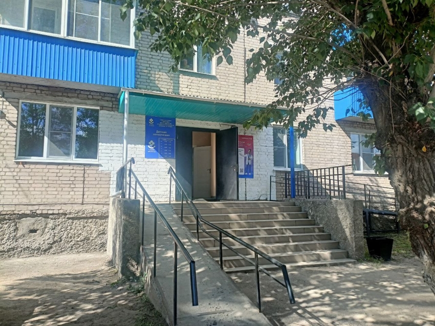 Комната «Мать и дитя» впервые появилась в поликлинике Карымского округа, в учреждении провели дорогостоящий ремонт 