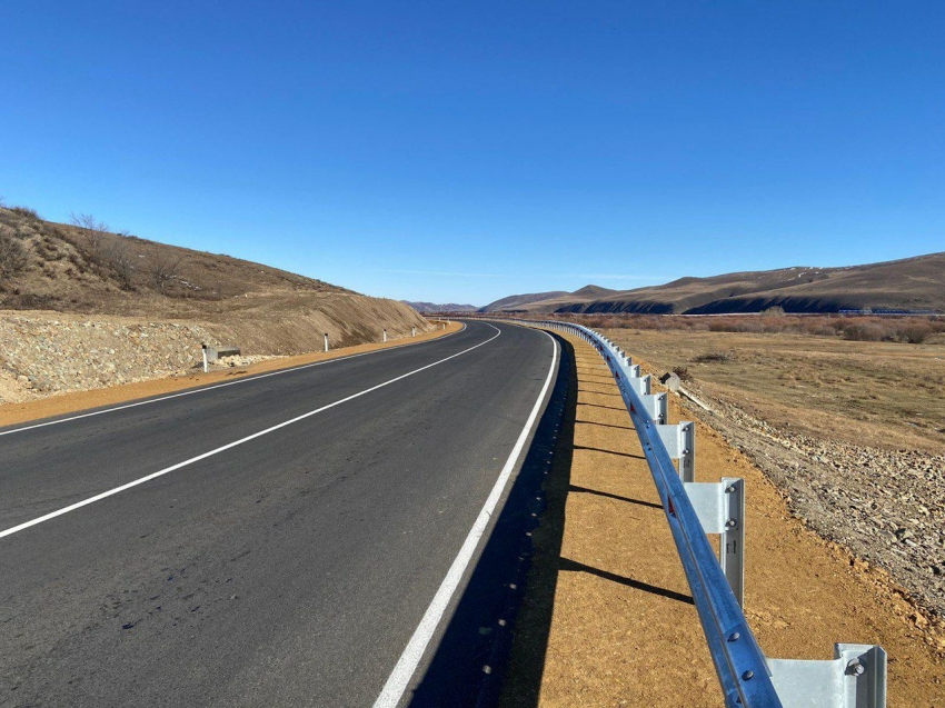 ВЭФ-2025:  ВЭФ-2025: Переговоры между Забайкальем и «Автобан-Инвест» помогут сохранить региональные дороги 