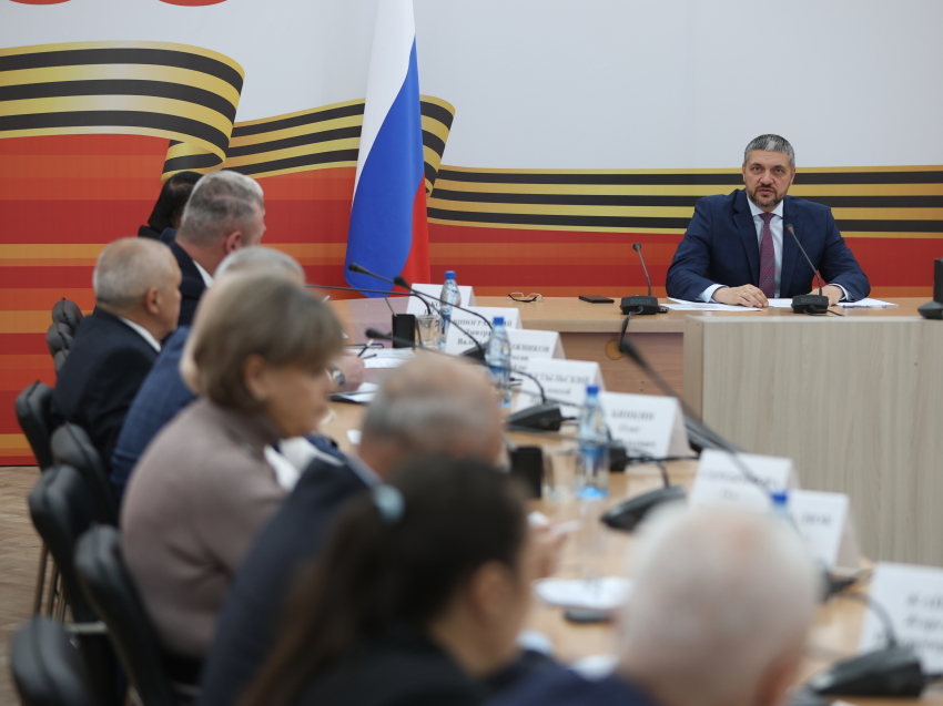 ​Поддержу ТОСов обсудил губернатор Забайкалья с депутатами фракции «Единой России» в краевом Заксобрании