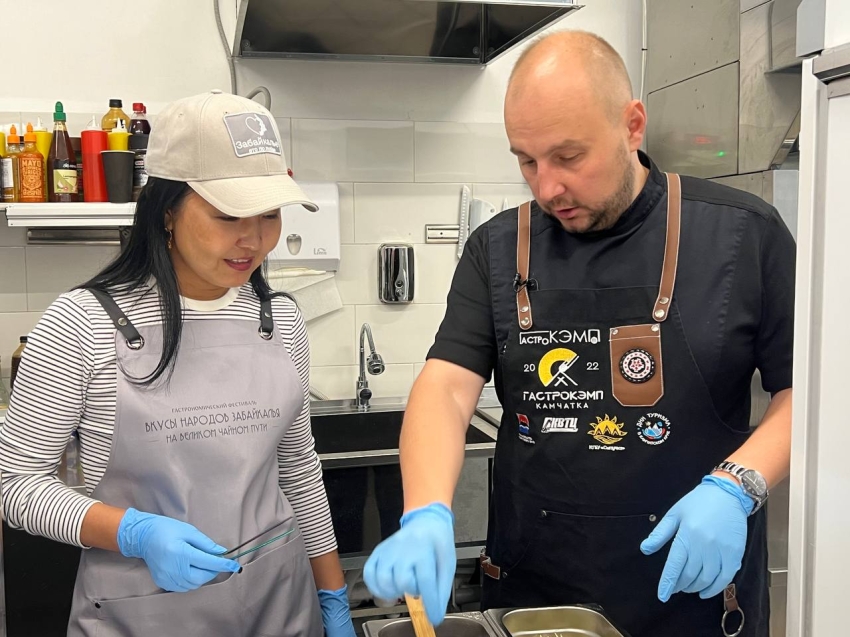 Десерт из мха-ягеля от шеф-повара из Москвы смогут отведать жители Читы на гастрофестивале «Вкусы народов Забайкалья на Великом Чайном пути»