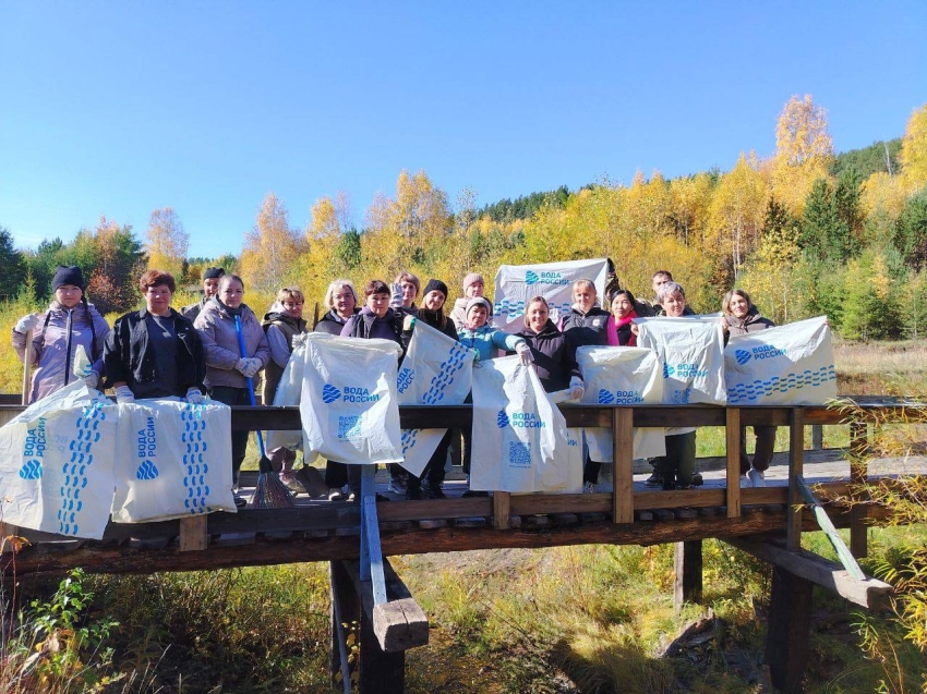 ​Берега Косурочного ключа очистили неравнодушные жители Хилокского округа в рамках экологической акции «Вода России»