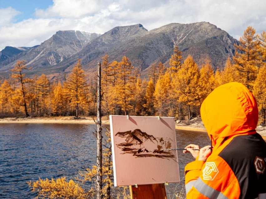 ​Юные художники исследуют север Забайкалья в рамках проекта «Вдохновение Удокана»