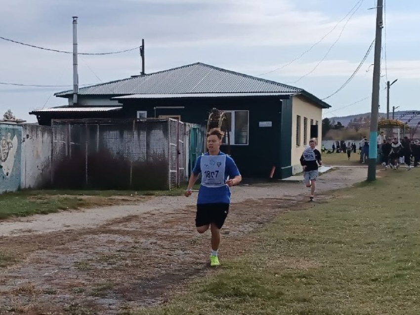 ​Более 160 школьников приняли участие в кроссе «Золотая осень» в Шилке