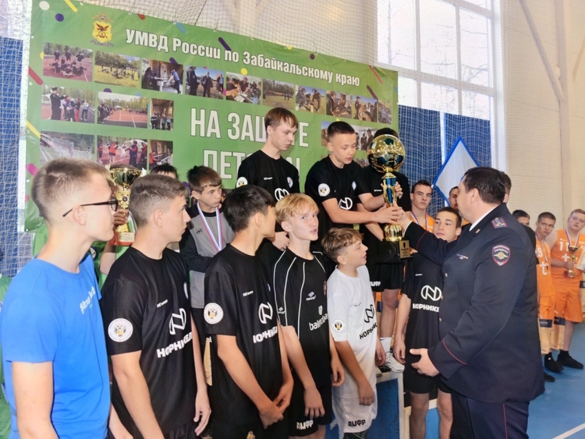 В спортивном лагере «Арахлей» прошел турнир по футболу «Мяч перемен»