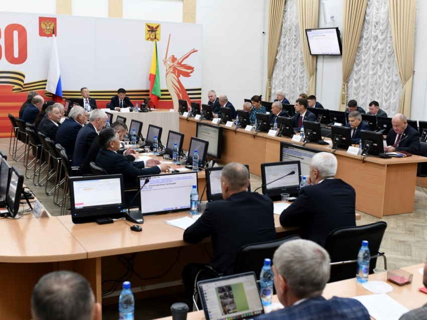 Заксобрание Забайкалья поддержало кандидатуру Андрея Кефера на должность зампредседателя контрольно-счетной палаты региона 