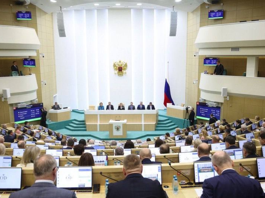 Баир Жамсуев принял участие в пленарном заседании Совета Федерации