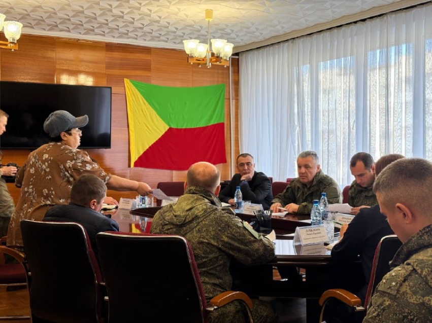 Генерал-лейтенант Роман Греков ответил на вопросы семей участников СВО из Краснокаменска