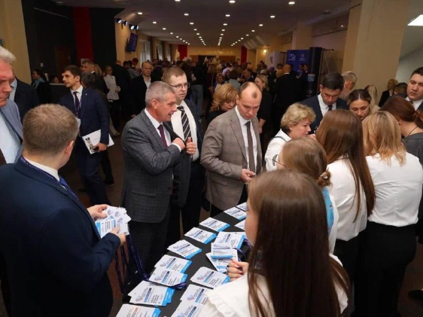 ​Социальную политику будущего обсудили на форуме ВАРМСУ