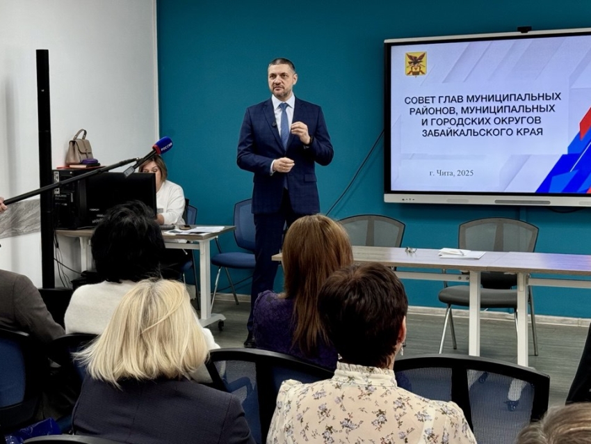 Александр Осипов поставил районам задачу всесторонней поддержки участников СВО и их семей