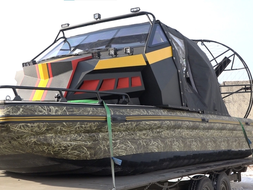 На вооружение МЧС Забайкалья поступила уникальная аэролодка «Пиранья»