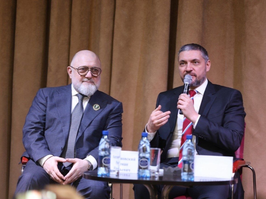 Президент академии наук Чечни: Русский форум должен стать ежегодным и проводиться по всей России