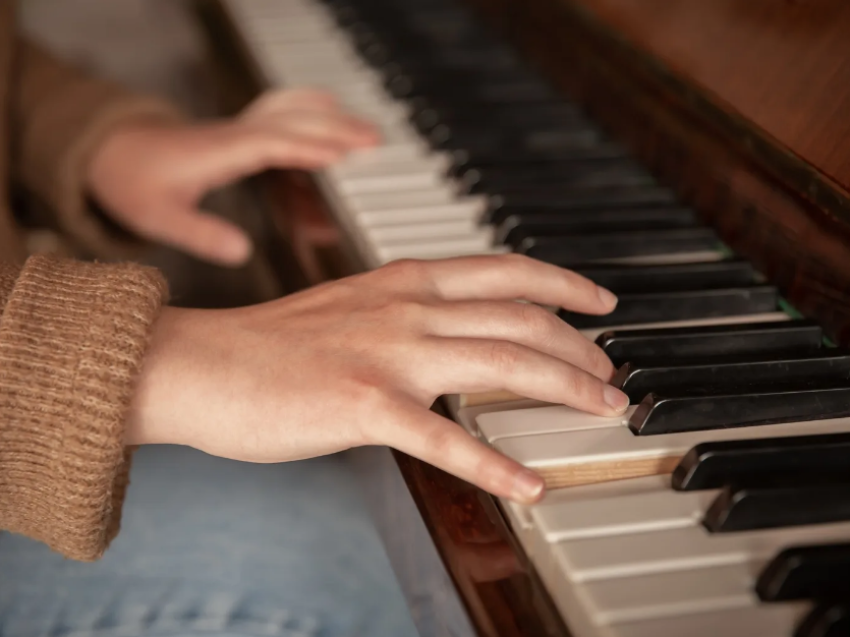 Просторный зал для занятий появился в школе искусств Приаргунска после капитального ремонта по нацпроекту «Семья»