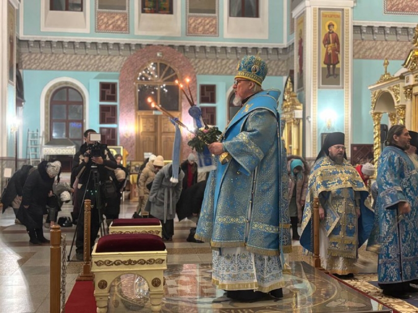 Божественная литургия в Кафедральном соборе в честь Рождественских чтений объединила забайкальцев