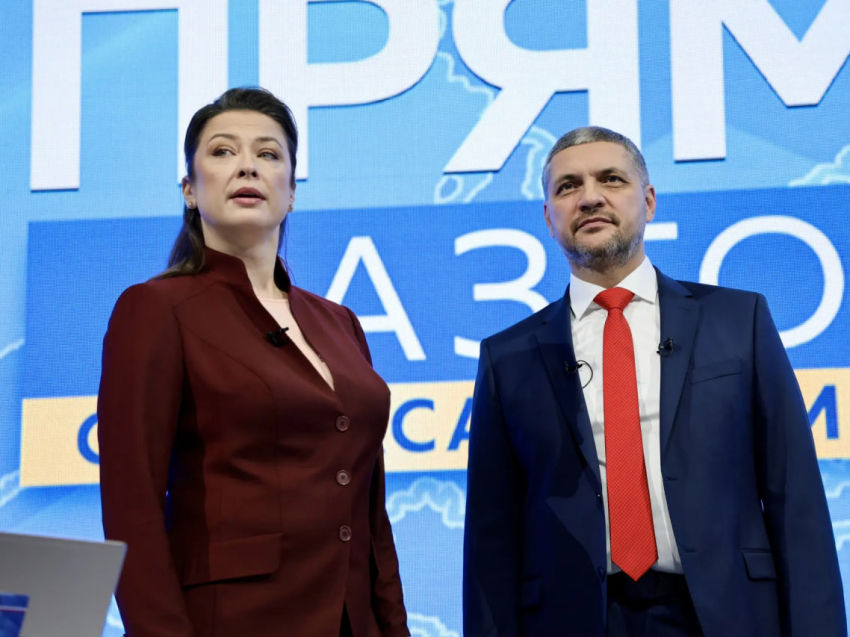 Прямой разговор — 2025: Александра Осипова попросили решить вопрос с магнитно-резонансным томографом для клинического медцентра Читы