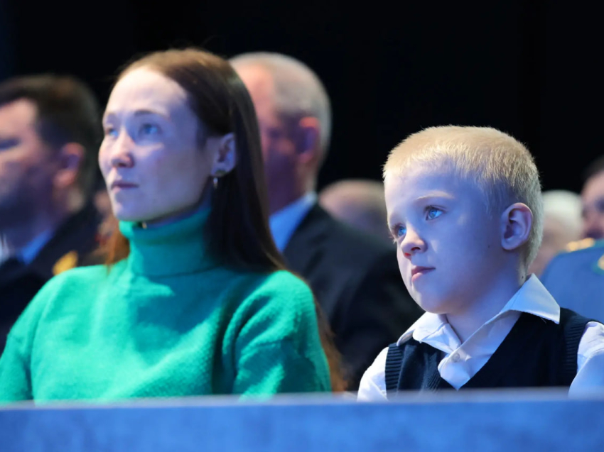 ​Прямой разговор — 2025: Губернатор Забайкалья рассказал о поддержке молодых педагогов