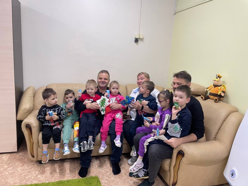 ​«Ист КонТех» поздравил подопечных Дома ребенка в Атамановке