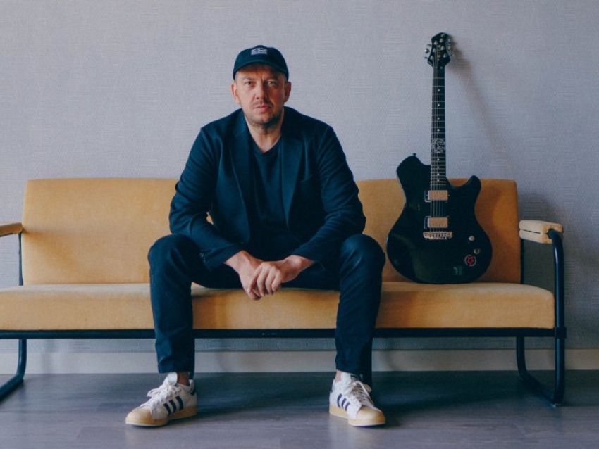 Билеты на концерт экс-солиста «Смысловых галлюцинаций» Сергея Бобунца начали продавать в Чите 