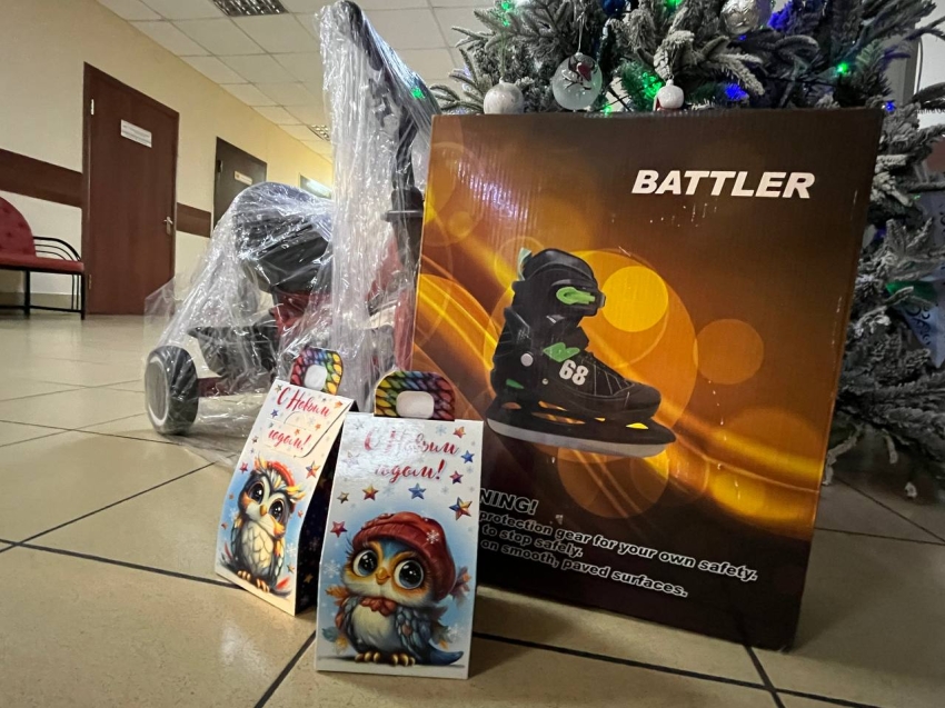 «Елка желаний»: Глава Минздрава Забайкалья превратилась в волшебницу  