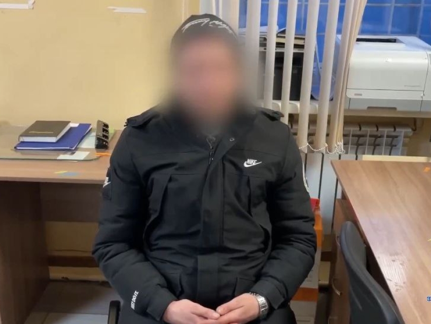 ​В Забайкалье задержали курьера телефонных мошенников, он похитил у матери погибшего участника СВО более шести миллионов рублей