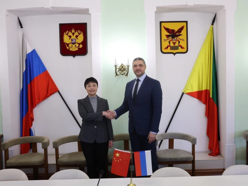 Расширение сотрудничества стало ключевой темой встречи губернатора Забайкальского края и Генерального консула КНР