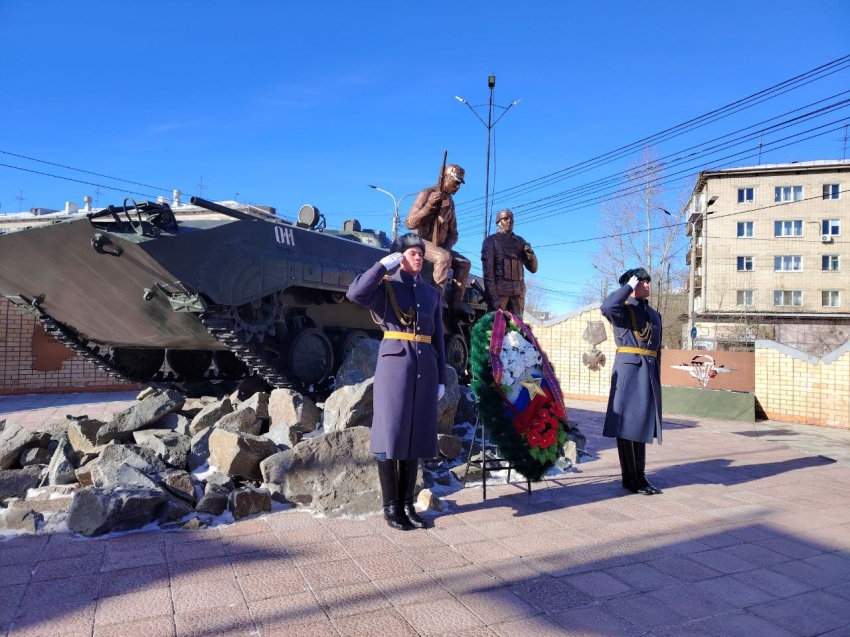 Память воинов-интернационалистов в Забайкалье почтили торжественными митингами и минутами молчания 