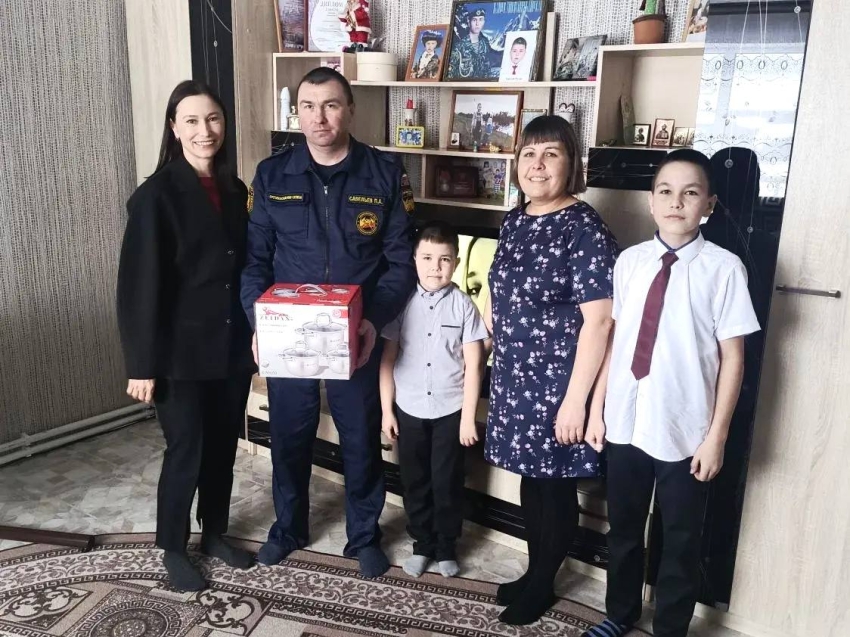 Замминистра культуры Елена Гробова встретилась с семьями участников СВО Петровск-Забайкальского округа