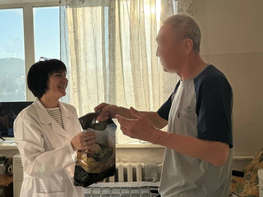 ​Глава Минздрава Забайкалья поздравила бойцов СВО