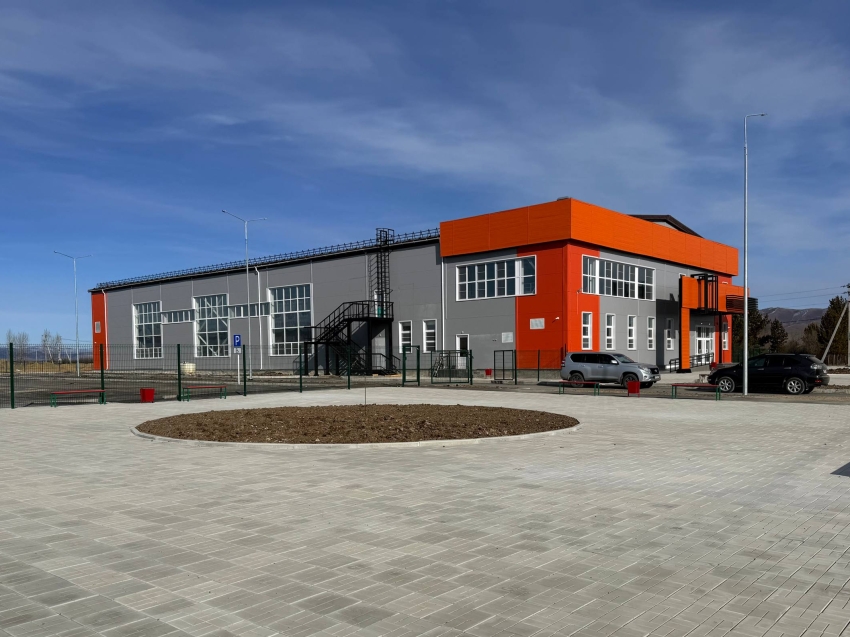 Физкультурно-оздоровительный комплекс в Кыре объединил в одном месте всех спортивных жителей окружного центра