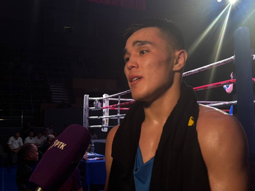 Забайкальский боксер Александр Мыдыгмаев прошел в полуфинал турнира имени Александра Бахтина