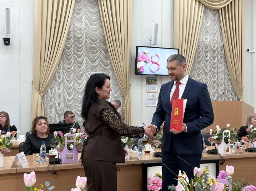 ​Александр Осипов встретился с женами и матерями защитников Родины Забайкалья