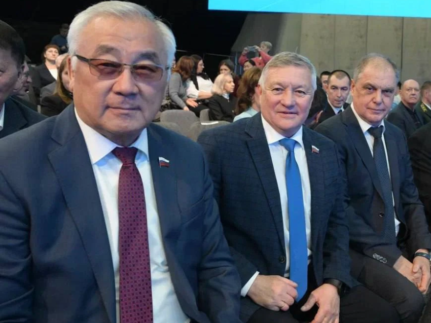 ​Ваша отвага и милосердие вызывают глубокое уважение: Сенаторы РФ от Забайкалья поздравили женщин региона с 8 марта