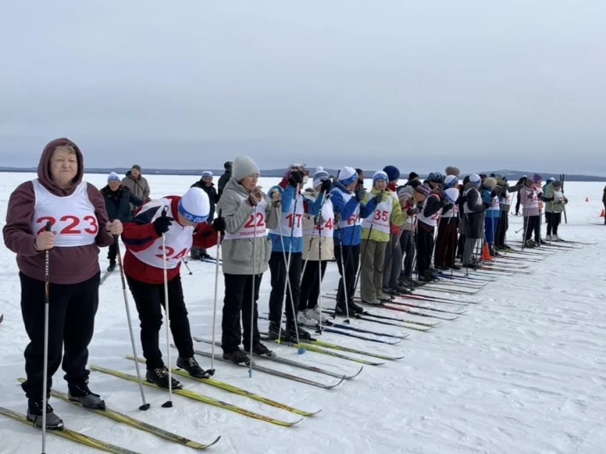 Традиционная спартакиада пенсионеров состоялась на озере Арахлей 