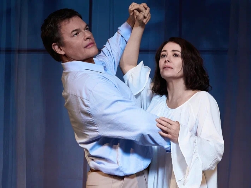 Артисты Евгений Дятлов и Екатерина Волкова представят забайкальцам детективную историю «Ночной гость» в дни ЗМКФ