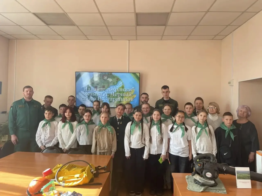 ​Читинских школьников посвятили в юные лесники
