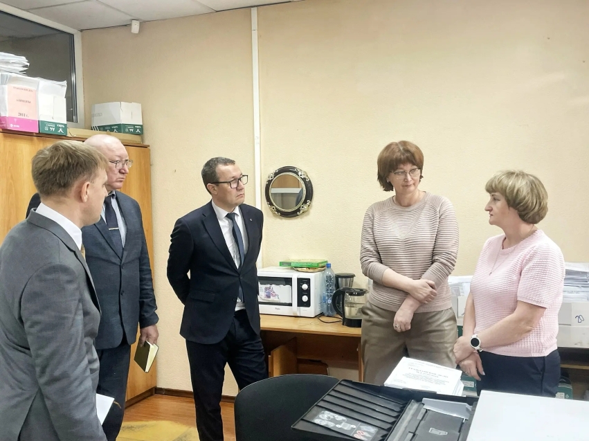 Сотрудники Департамента мировых судей провели ежеквартальное обследование помещений судебных участков в Чите