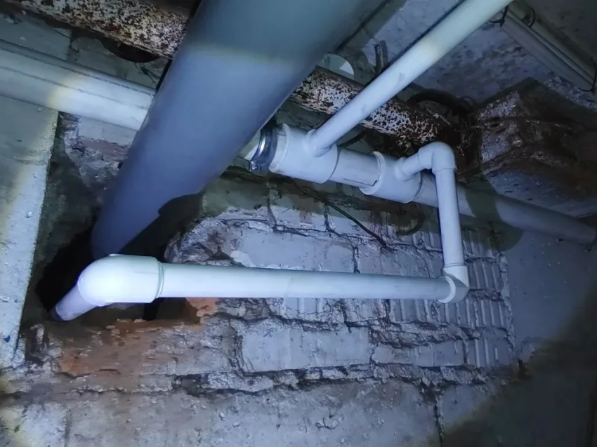 Завершился капитальный ремонт системы холодного водоснабжения в пяти домах города Могочи