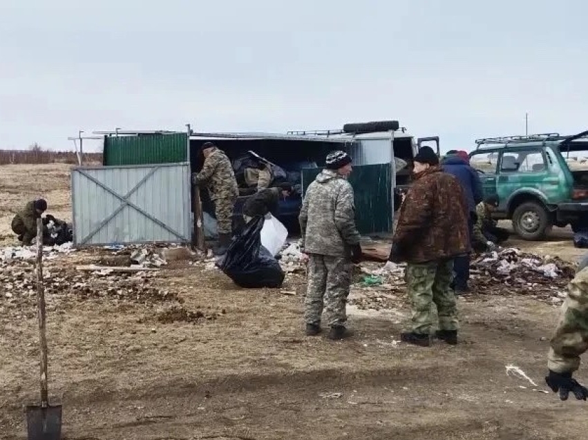 ​В Ивано-Арахлейском парке навели порядок перед туристическим сезоном: вывезено более 20 кубов мусора