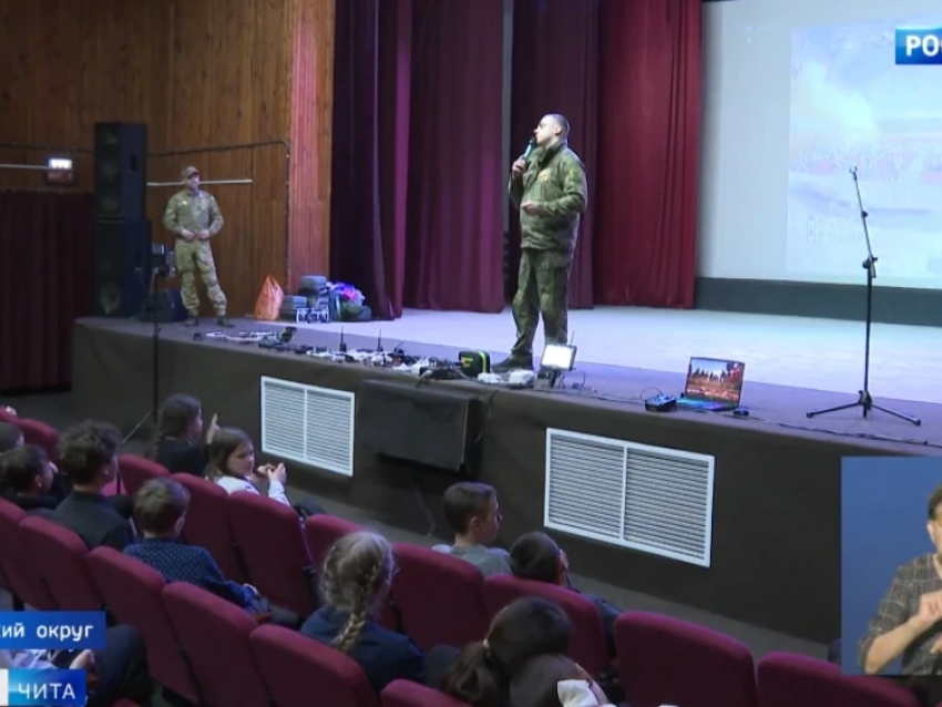 ​Представители 29 армии и правительства Забайкалья проводят серию встреч с жителями в округах региона 