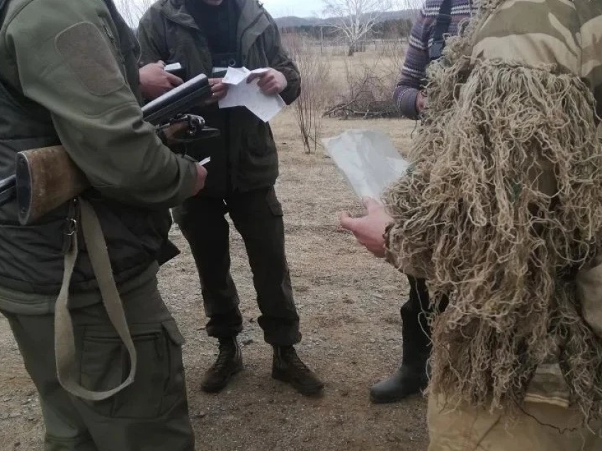 ​Государственные инспекторы Минприроды выявили нарушения правил охоты в Улётовском округе