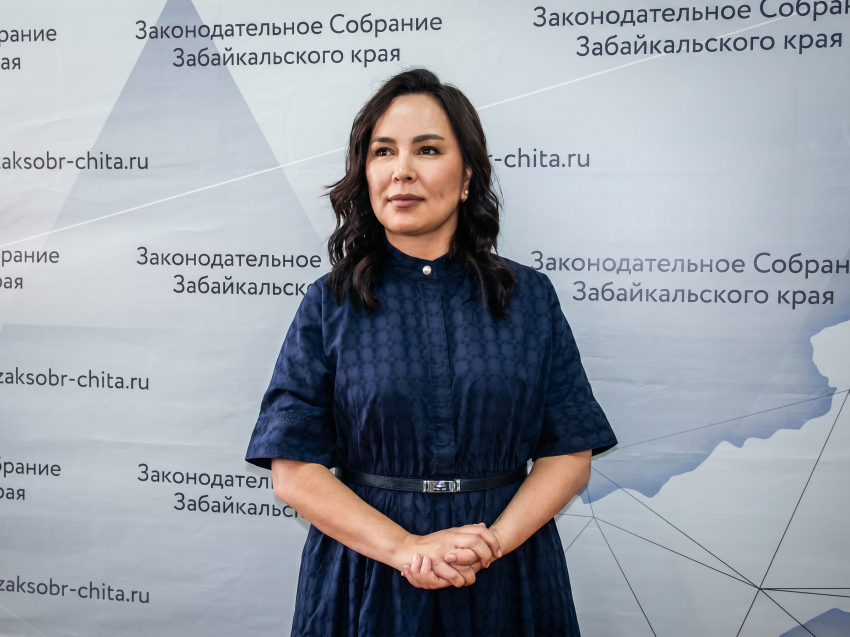 ​В Забайкалье более полутора тысяч детей вернулись в семьи, а число лишений родительских прав сократилось