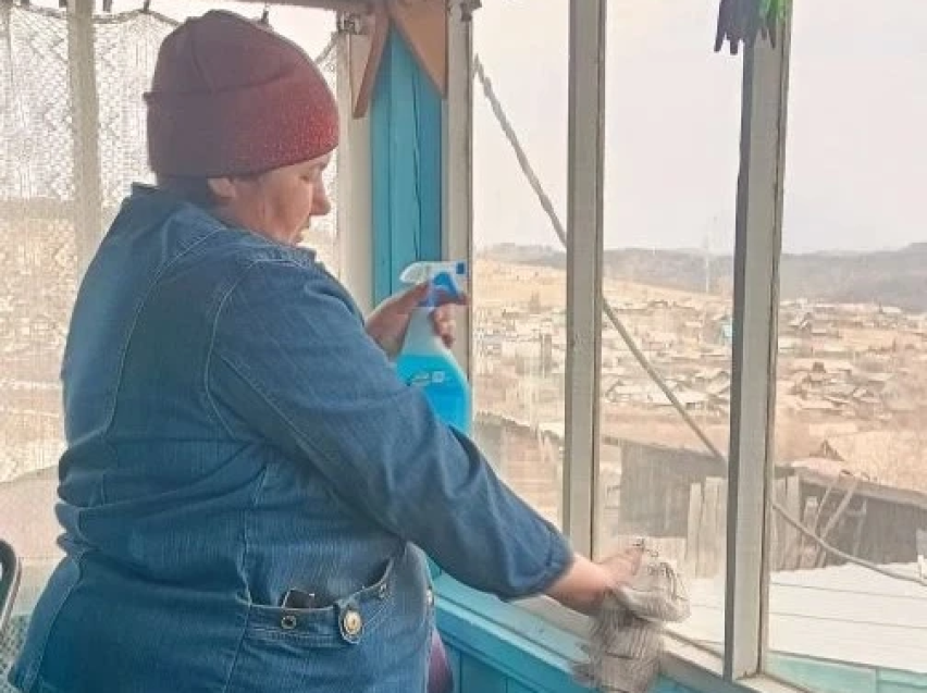 Петровск - Забайкальский центр социального обслуживания «Ветеран» провёл акцию «Тепло нашей заботы» для тружеников тыла и детей войны